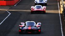 Aston Martin Valkyrie VP1 VP2 en VP3 in de pitsstraat van Silverstone