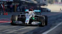 Mercedes F1 recht voor tests Barcelona