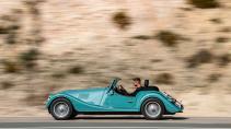 Morgan Plus Four 2020 zijkant