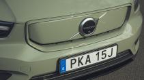 Dichte grille van de Volvo XC40 Recharge P8 AWD