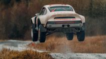 Singer Safari 911 (Porsche 911 964) sprong