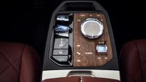 iDrive in de Elektrische BMW iX xDrive50 (2021)