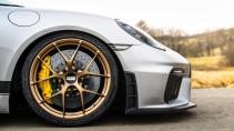 Porsche Cayman GT4 MR van Manthey-Racing