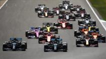 F1-auto's op circuit Silverstone