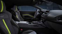 dashboard Aston Martin Vantage F1 Edition