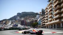 Max Verstappen in de chicane in Monaco