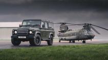 Defender met Ford-motor