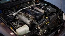 R26 motor zes-in-lijn Nissan Skyline R33 GT-R Midnight Purple