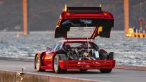 Ferrari 288 GTO Evoluzione schuin achter met motorkap open