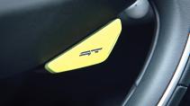 Kia EV6 GT interieur gele GT-knop aan het stuur