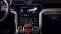 Lamborghini Urus S interieur scherm in het midden in Corsa stand