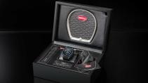 Bugatti Carbone smartwacht in een speciale doos met Bugatti grille