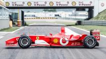 Ferrari F2003 GA F1-auto Michael Schumacher zijkant op Fiorano