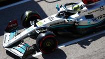 GP van Amerika 2022 Lewis Hamilton rijdend van boven