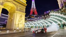 Ken Block Gymkhana Las Vegas Audi S1 Hoonitron driftend bij Arc de Triomf en Eiffeltoren