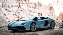 Lamborghini Aventador Miura Roadster schuin voor