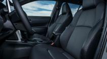 Toyota Corolla Cross: 1e rij-indruk 2022 interieur stoelen