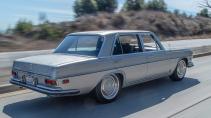 Mercedes 300 SEL Icon schuin achter