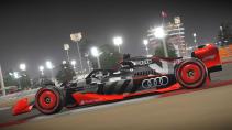Audi F1-auto in F1 22 rijdend op Bahrein zijkant