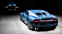 Bugatti Chiron Profilée schuin achter weerspiegeling