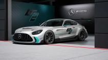 Mercedes-AMG GT2 racer 2022 3/4 voor