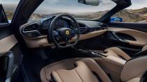 Ferrari 296 GTS interieur overzicht