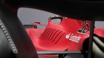Ferrari F1-75 Ferrari F1-auto van 2022 side pod gezien vanaf de achterkant door de achtervleugel