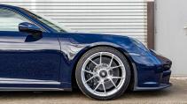 Porsche 911 (992) GT3 Touring van Chris Harris wiel