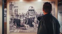 BMW M3 Touring familie poster in museum