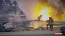 Crash Romain Grosjean GP van Bahrein 2020 overblijfselen afgebrande F1-auto Grosjean stapt uit vuur