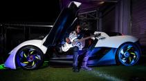 Attucks Apex AP-0 zijkant Wyclef Jean