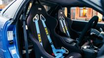 Nissan Skyline GT-R R34 van Paul Walker uit Fast and Furious 4 interieur stoelen