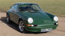 Oude Porsche 911 ombouwpakket naar elektrisch schuin voor