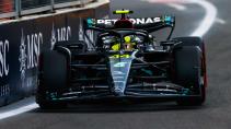 GP van Azerbeidzjan 2023 kwalificatie Hamilton rijdend voorkant
