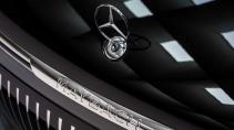 Mercedes Maybach EQS 2023 Mercedes ster en Maybach woordmerk