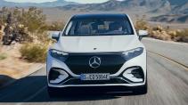 Mercedes EQS SUV 580 4Matic AMG Line (2023) rijdend voorkant