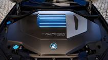 BMW iX5 hydrogen waterstofauto motor fuel cell