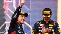 Pérez juicht op het podium Verstappen klapt GP van Azerbeidzjan 2023