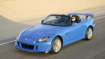 Honda S2000 CR rijdend schuin voor