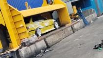 BMW 328i E36 in de crusher
