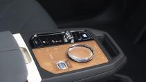 BMW iX M60 (2023) interieur middenconsole draaiknop iDrive