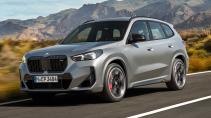 BMW X1 M35i xDrive (2023) rijdend schuin voor