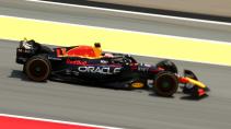 GP van Spanje 2023 Verstappen rijdend zijkant