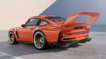 Singer DLS-T (Porsche 911) in Oranje met spoiler