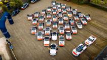 Enorme stoet Rijkspolitie-Porsches breekt record in Nederland