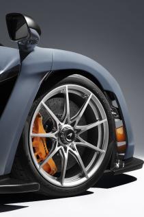 McLaren Senna