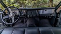 Chevrolet Suburban restomod Icon interieur