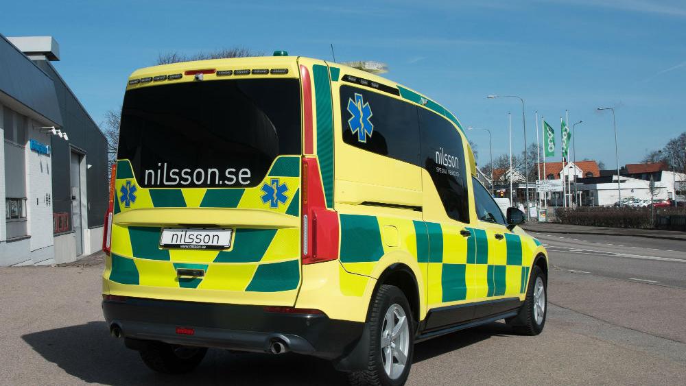 Eerste Volvo XC90 ambulance in dienst genomen in Nederland - TopGear