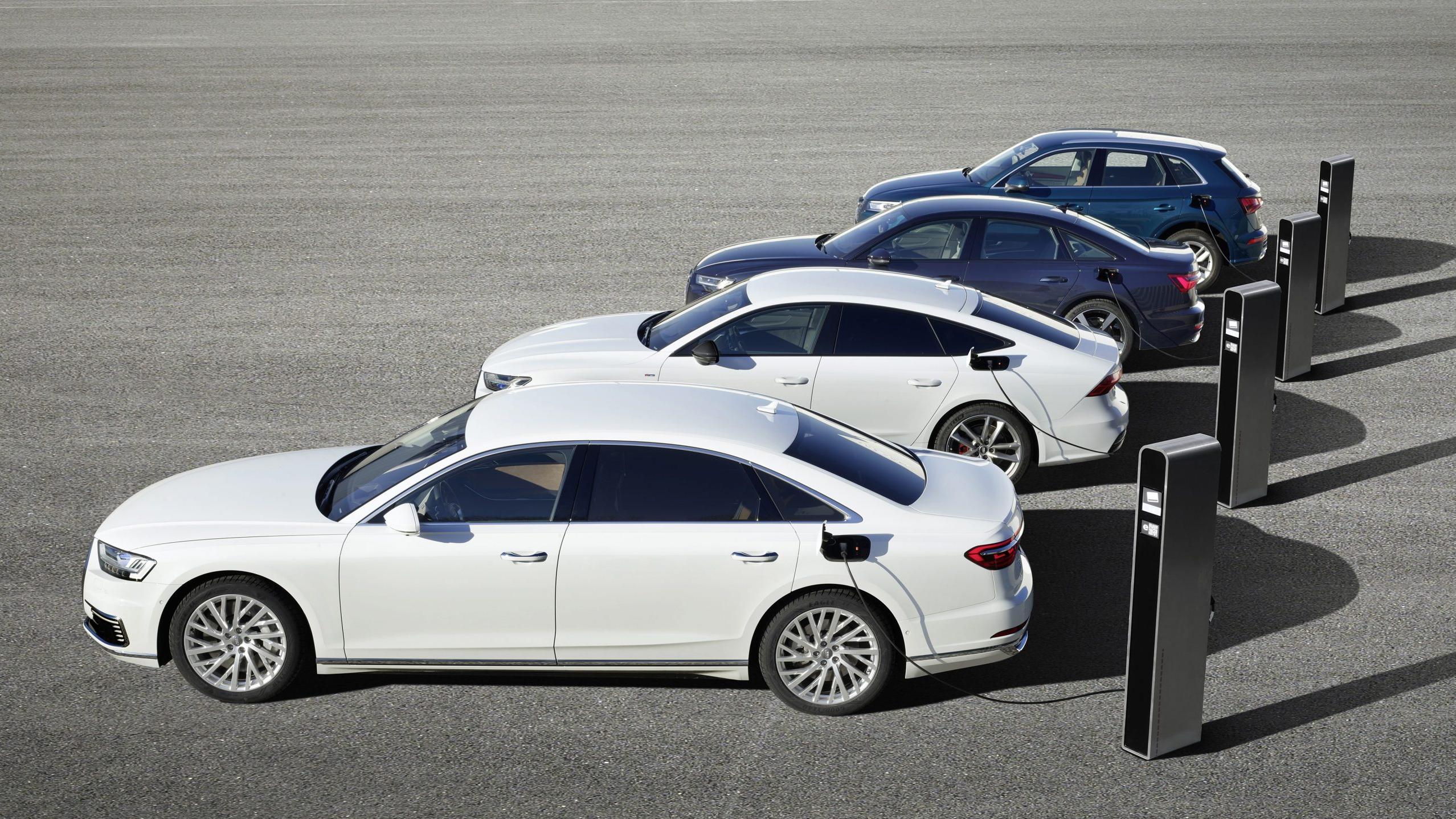 Vier Audi Plug-in Hybrides: A8, A7, A6 En Q5 - TopGear Nederland