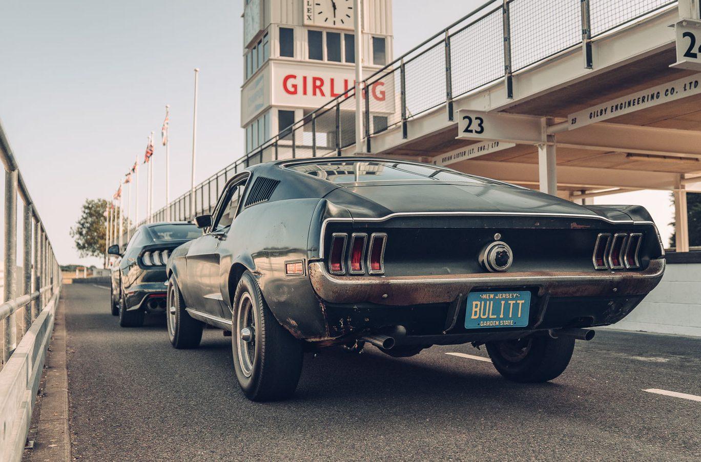 Originele Ford Mustang 50 Years capuchontrui voor heren Originele Ford Mustang 50 Years capuchontrui voor heren